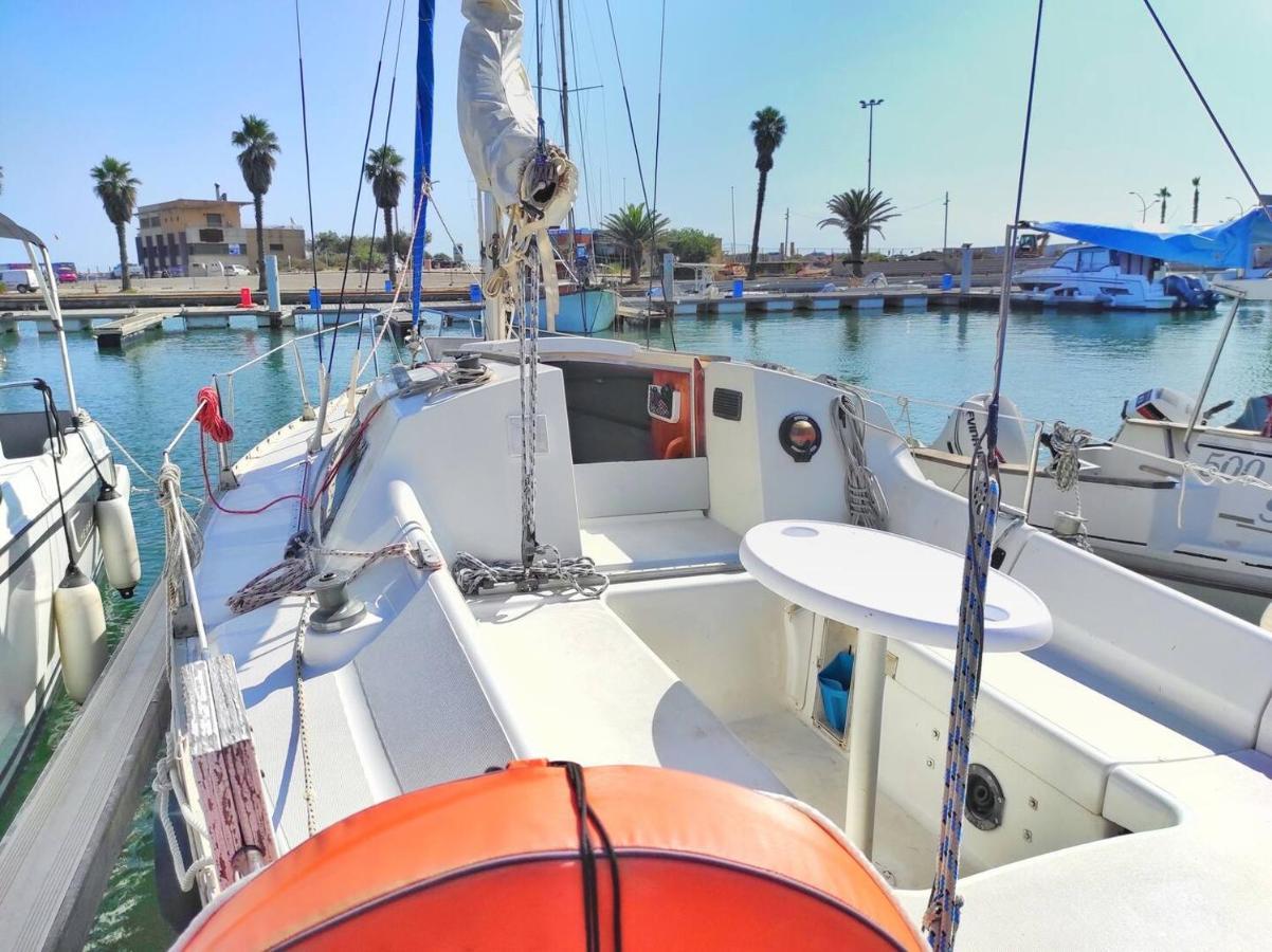 Voilier A Quai Au Calme Hotell Canet-en-Roussillon Eksteriør bilde